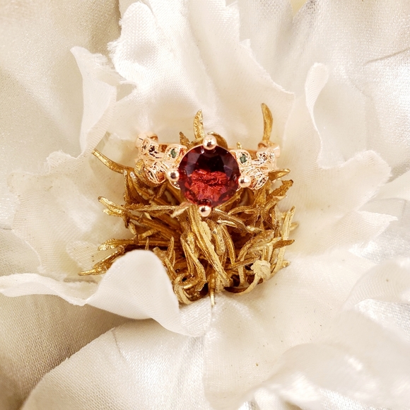 Grand Romantic Gesture Red Ruby Rose Emerald Green Leaf Gemstone 925 Golden Ring - Picture 8 of 16